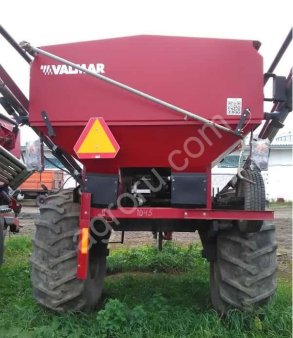 Разбрасыватель удобрений Valmar 7600PT