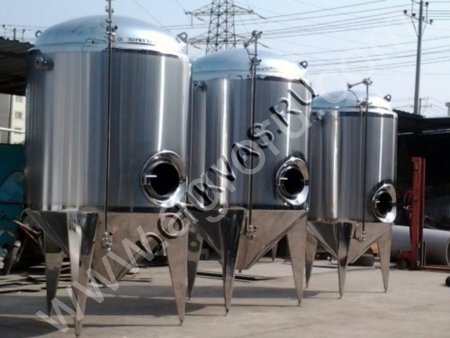 ЕМКОСТЬ ИЗ НЕРЖАВЕЙКИ