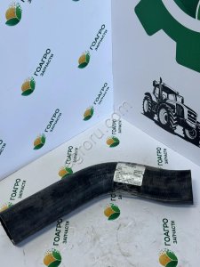ШЛАНГ РАДИАТОРА R210589 John Deere (оригинал)