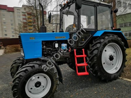 Трактор МТЗ-82.1