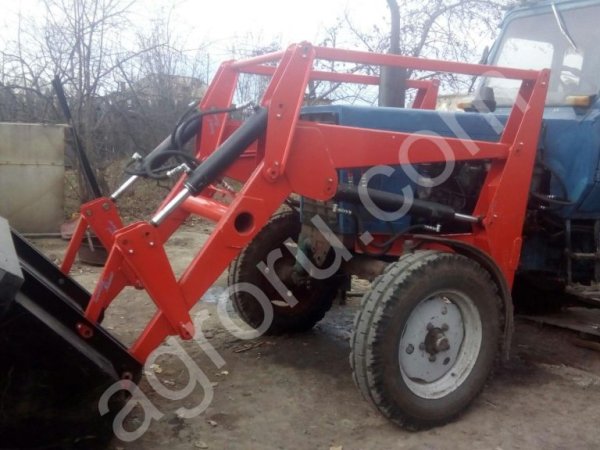 Погрузчик ПКУ-0,9 ГРанд-900