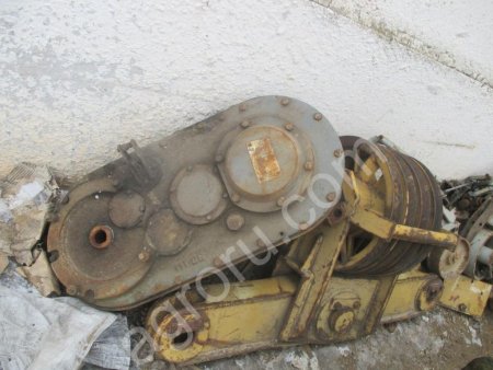 Редуктор хода, редуктор поворота, катки опорные МКГ-25