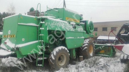 Зерноуборочный комбайн