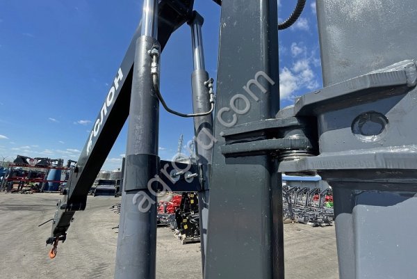 Подъемный кран Слон