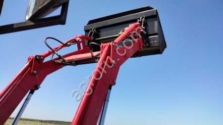 Фронтальный погрузчик Пл-0,4М (кун) Т-25, Т-16