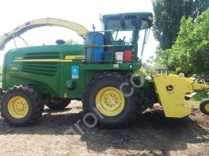 Силос. Услуги по уборке комбайном John Deere