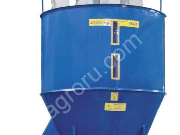 Кормосмеситель шнековый