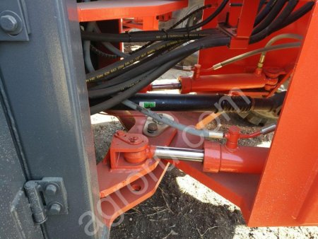 Фронтальный погрузчик S200