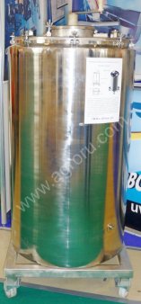 Резервуар-термос для продажи молока на розлив