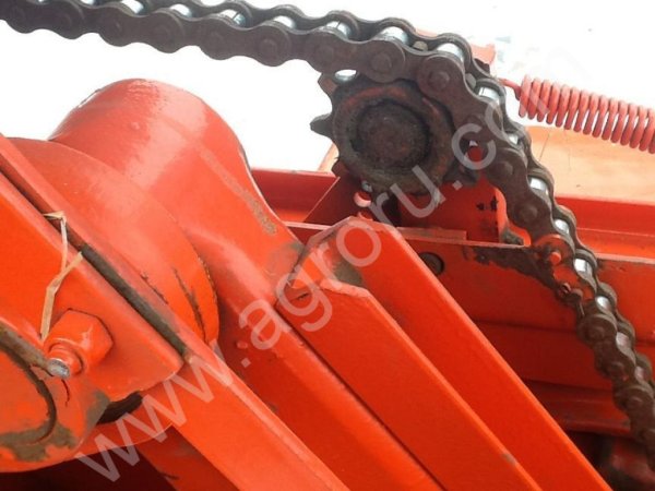 Пресс для заготовки сена