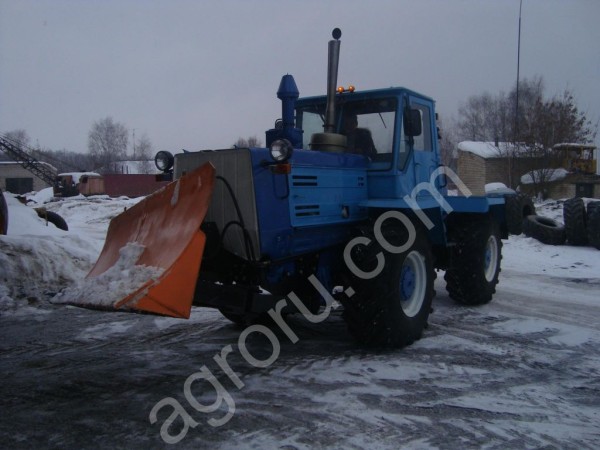 Трактор хтз Т-150 снегоуборочный  с двигателем ЯМЗ
