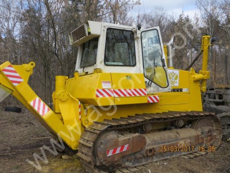Бульдозер Liebherr 742