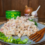 Каша рисовая с мясом кролика (300гр)