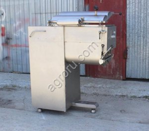 Фаршемешалка вакуумная шнековая 150 литров