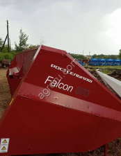 Жатка для уборки подсолнечника ROSTSELMASH Falcon 870