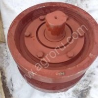 Опорный каток ДЭК-251 25.05.00.000