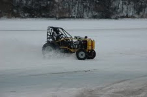Установлен мировой рекорд скорости на тракторе