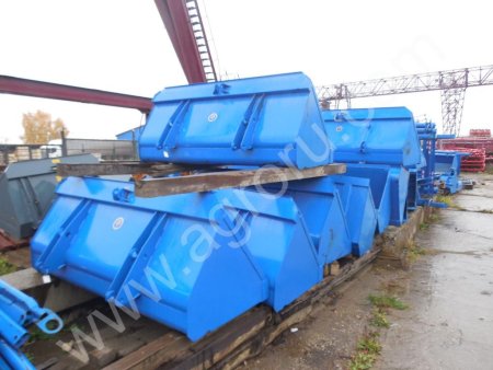 погрузчик фронтальный ПКУ-0,8 (КУН) с ковшом