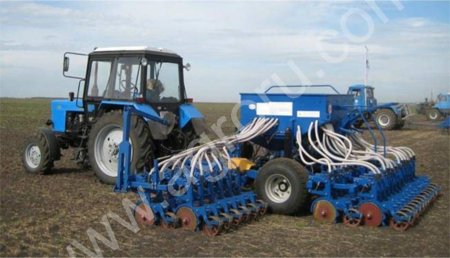 Сеялка зернотуковая пневматическая универсальная  С-6ПМ2 (с копирующими сошниками)