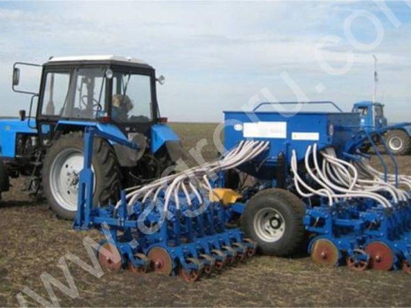 Сеялка зернотуковая пневматическая универсальная  С-6ПМ2 (с копирующими сошниками)