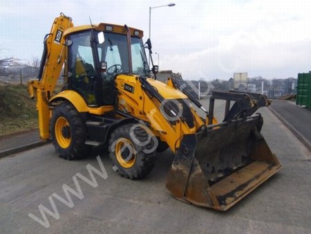 Экскаватор-погрузчик JCB 3CX