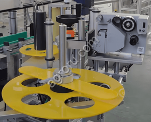 Автоматическая этикетировочная машина ЭМ04.06