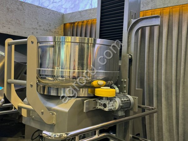 Подъемник с дежеопрокидывателем ALTUNTOP ATL