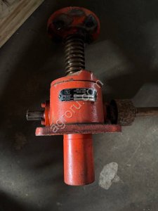 Линейный актуатор (червячный привод)