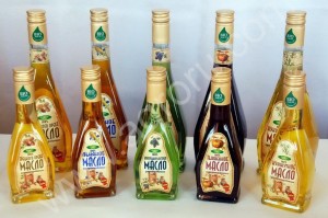 Масло льняное, тыквенное,виноградное и т.д.
