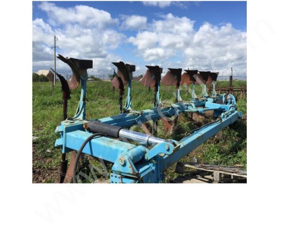 Оборотный плуг Lemken 5+1+1 (7 корпусов)