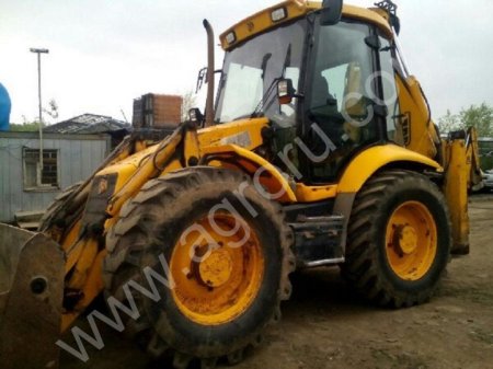 Экскаватор-погрузчик JCB 4CX