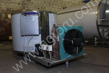 Охладитель молока 1500 литров