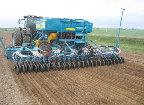 Совхоз Коммунист