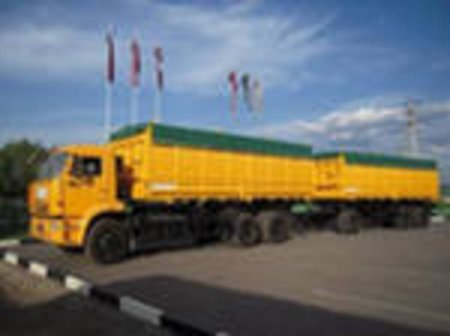 Грузовики с кубанской пшеницей задержали в Ростовской области