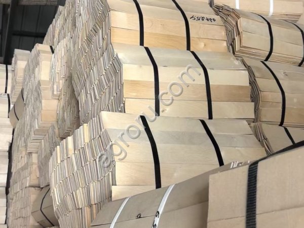 Шпон лущеный для изготовления фруктовых ящиков