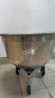 Тестомес ТММ-140 с дежой из нержавеющей стали (140 литров)