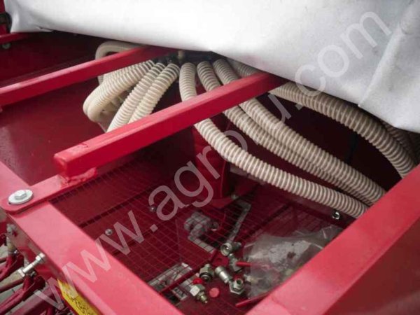 Сеялка пневматическая СПУ-3Д