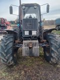 Трактор МТЗ-1221