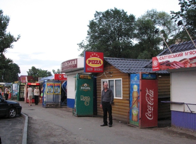 В Москве киоски и палатки останутся на своих местах до мая 2011г.