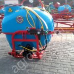 Опрыскиватель навесной