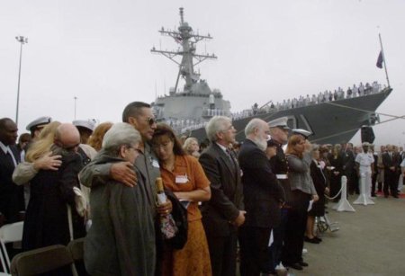 Семьи отравившихся в Индонезии россиян получат компенсацию