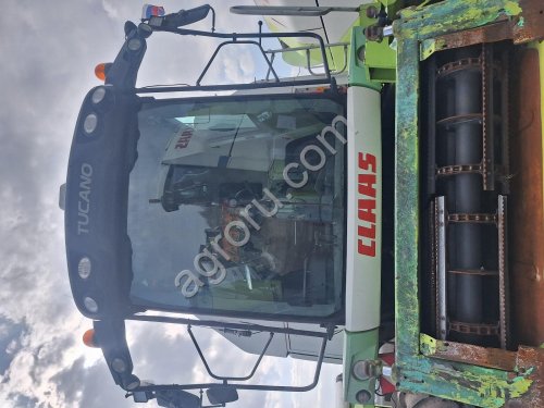 Зерноуборочный комбайн Claas Tukano 480