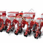 Навесная пневматическая сеялка с двухдисковым сошником МТR 8 для посева и внесения удобрений