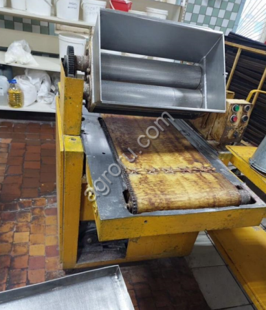 Машина для формования тестовых заготовок