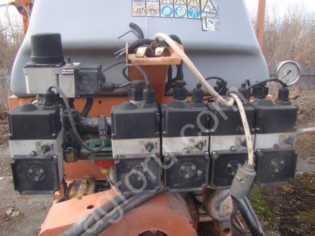 Опрыскиватель прицепной Jacto Advance 3000