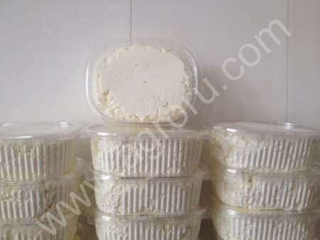 творог фасованный, масло сливочное