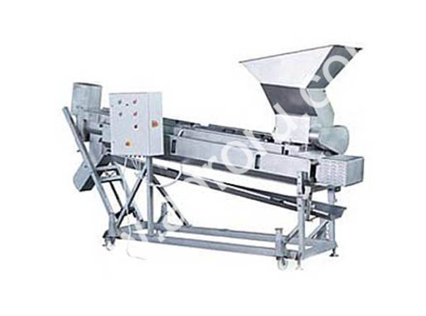 Машина для удаления плодоножек ягодных фруктов