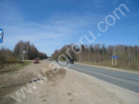 Земля вдоль федеральной трассы