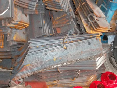 Лемех плуга с наплавкой