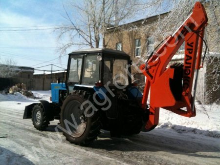 Экскаватор-бульдозер ЭО-2621 на базе мтз-82.1